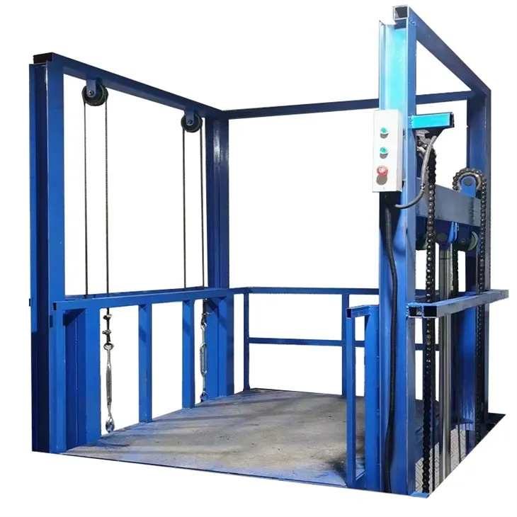 Beach House için kargo asansörleri